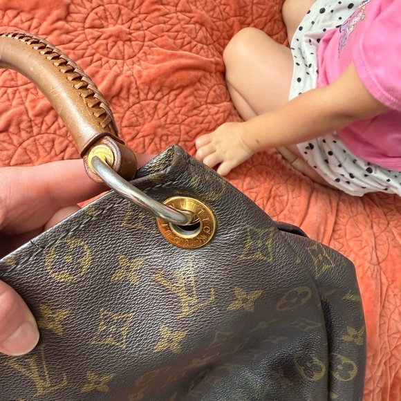 Louis Vuitton Brown Monogram Shoulder Bag AUTHENTIC ‼️‼️ - Picture 11 of 16